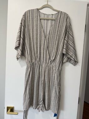 Cupshe Beige and Black Striped V-Neck Romper